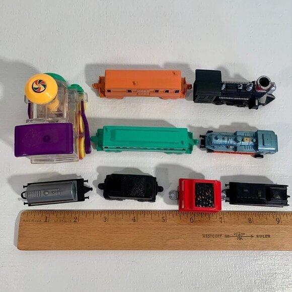 Toy Train Engines Mixed Lot Of 9 Cast Iron Locomotive Engine Passenger Coal Soma - Picture 10 of 16